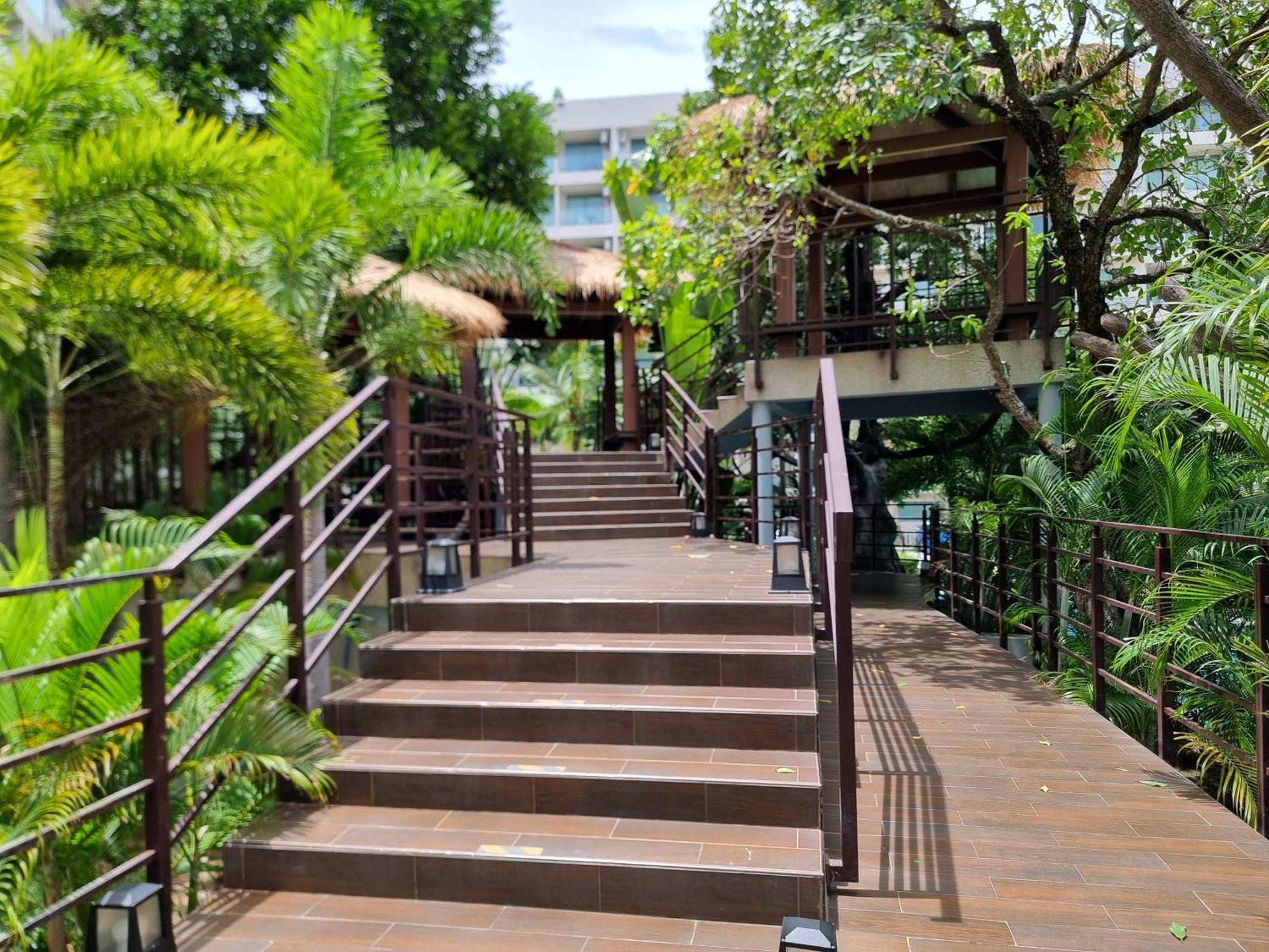 Laguna Beach Condo Resort 3 Maldives Pattaya Pool View ลากูน่า บีช คอนโด รีสอร์ต 3 พัทยา Jomtien Beach Extérieur photo