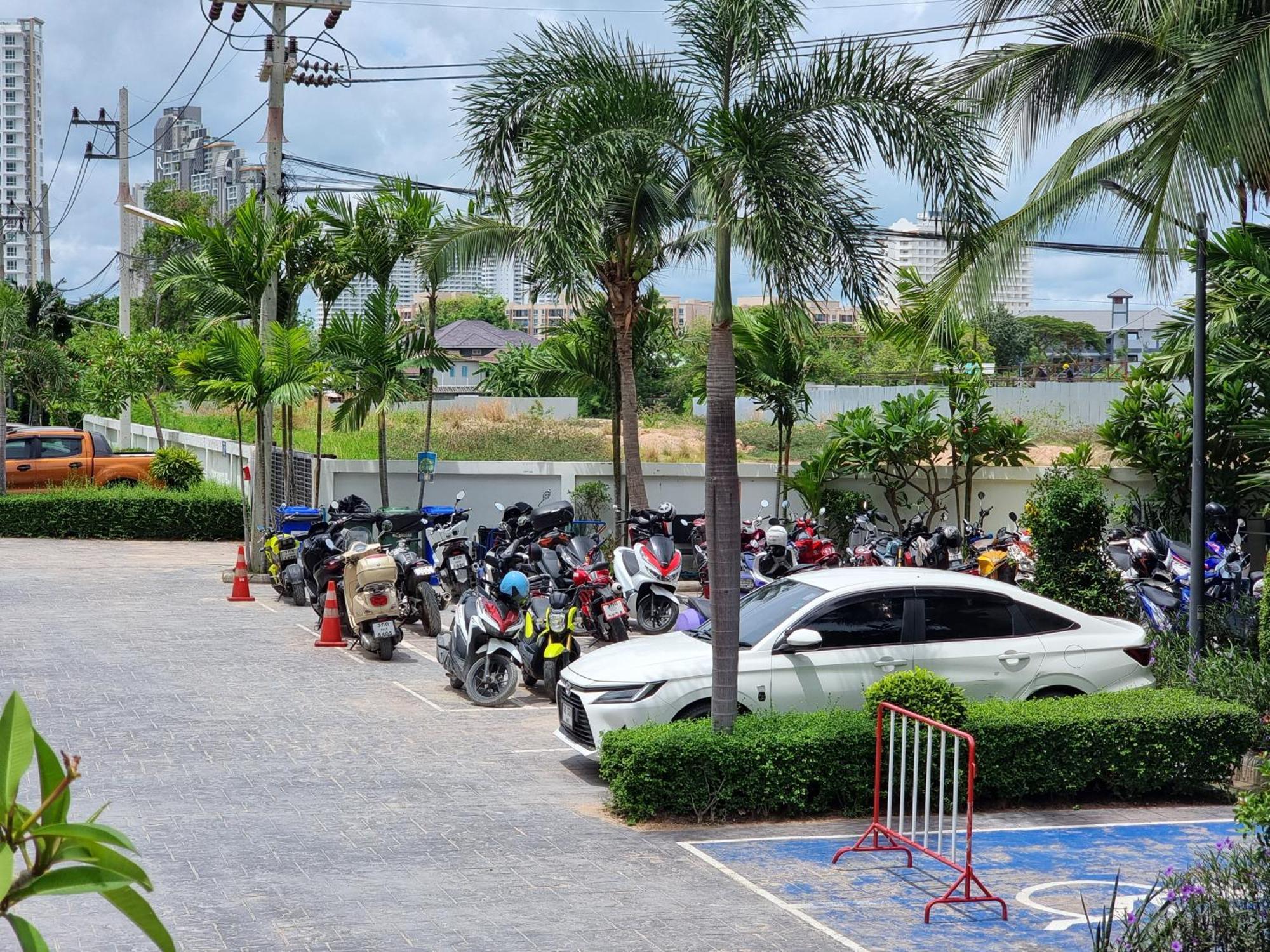 Laguna Beach Condo Resort 3 Maldives Pattaya Pool View ลากูน่า บีช คอนโด รีสอร์ต 3 พัทยา Jomtien Beach Extérieur photo